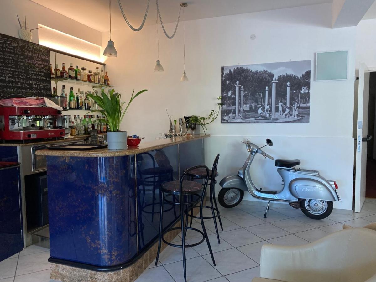 Hotel Chery Milano Marittima Exterior foto