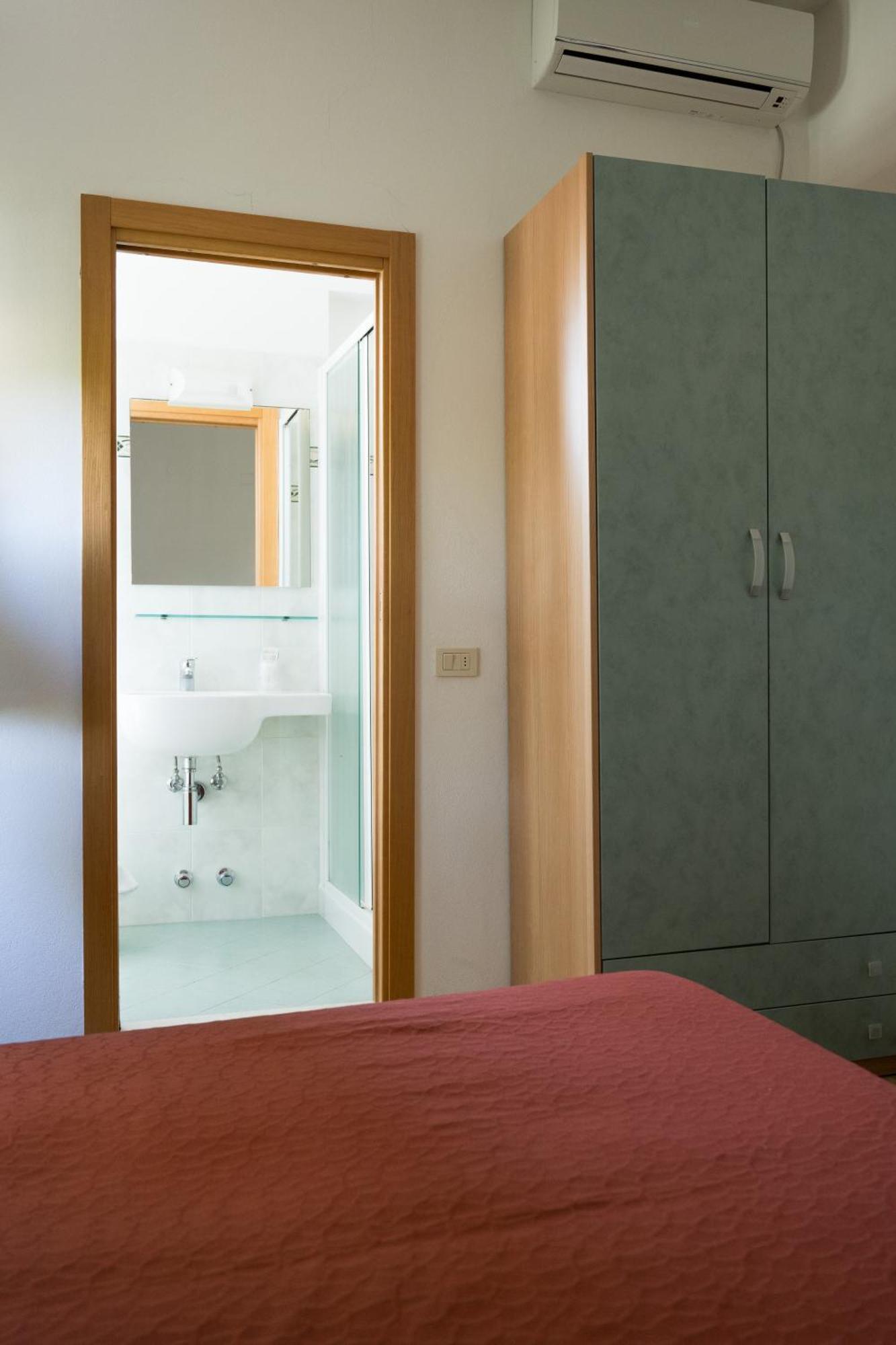 Hotel Chery Milano Marittima Exterior foto